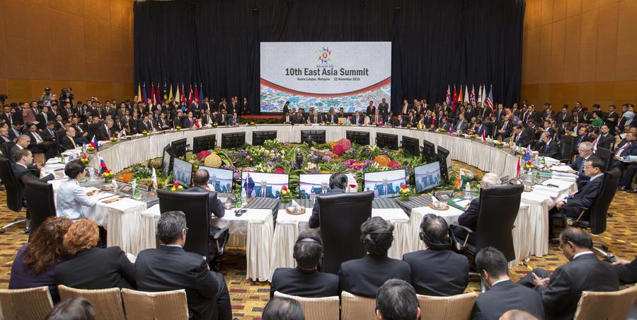 Chinese premier attends 10th East Asia Summit in Kuala Lumpur, Malaysia