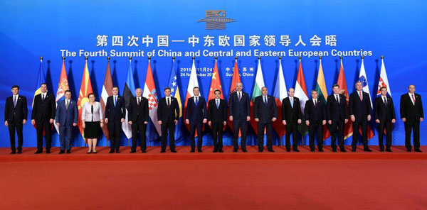 Premier Li welcomes leaders at China-CEE meetings