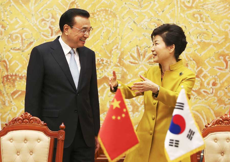 Visiting S Korea is like dropping by a neighbor: Premier Li