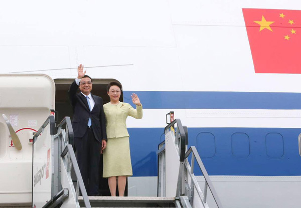 Premier Li arrives for stopover visit to Ireland