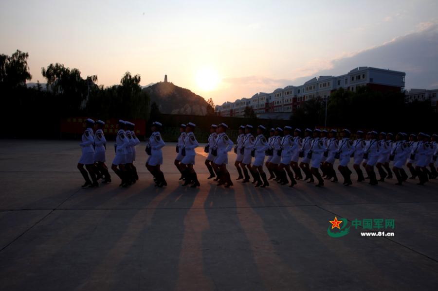 Female honor guards train for military parade debut