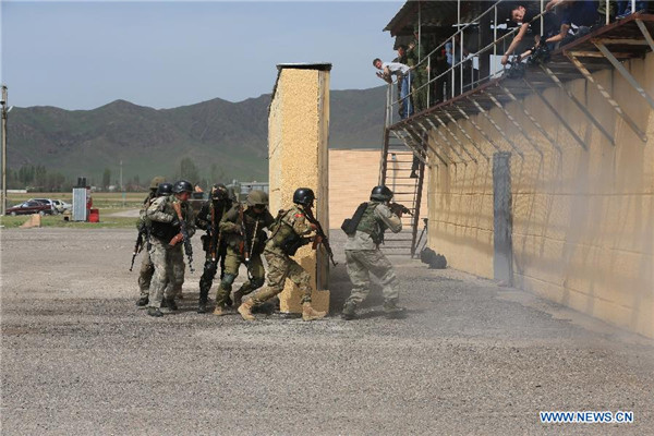 Soldiers participate in exercise of SCO near Bishkek