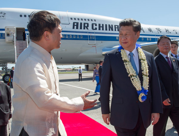 Chinese president arrives in Philippines for APEC meeting