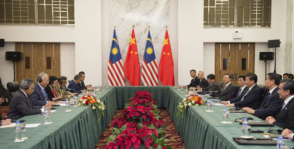 Chinese president meets Malaysian PM in Manila