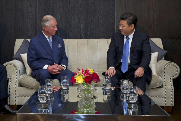 Queen Elizabeth II hosts welcoming ceremony for President Xi