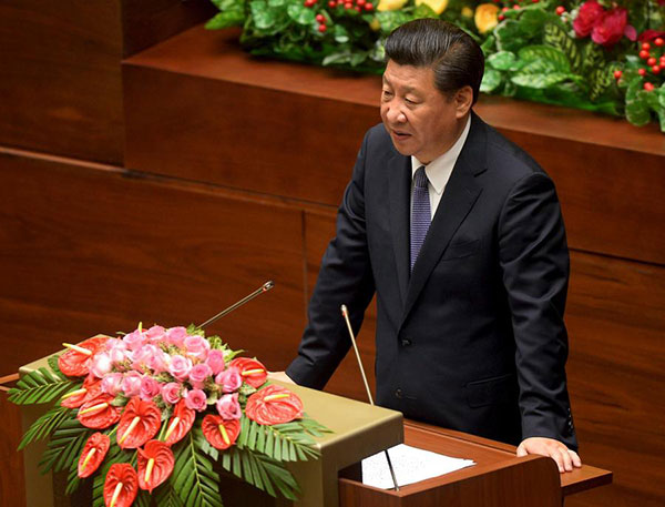 Xi hails China-Vietnam friendship, calling for proper handling of differences