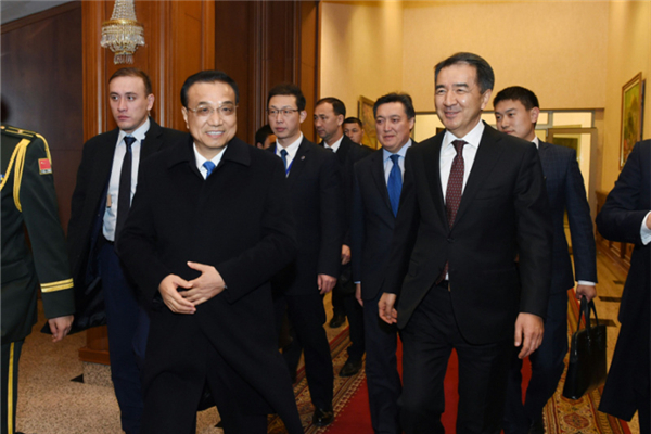 Premier Li and Kazakh PM witness launching of Chinese auto project
