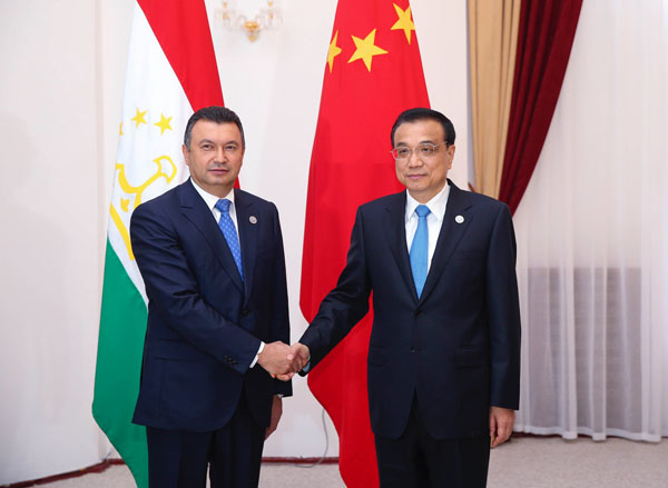 Premier Li Keqiang meets Tajik PM Kokhir Rasulzoda