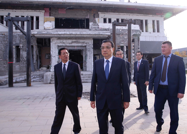 Premier Li conveys condolences to bombed embassy in Bishkek