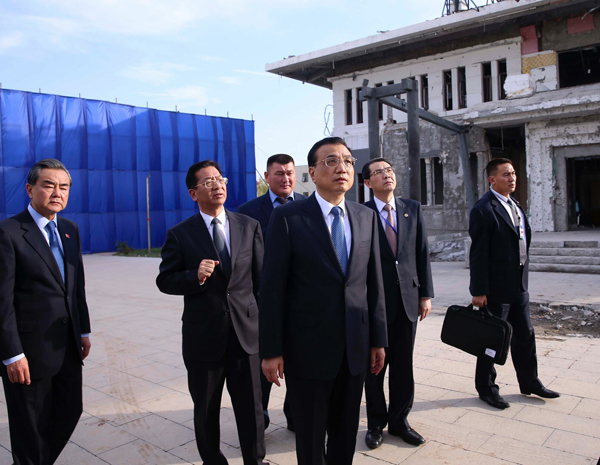 Premier Li conveys condolences to bombed embassy in Bishkek