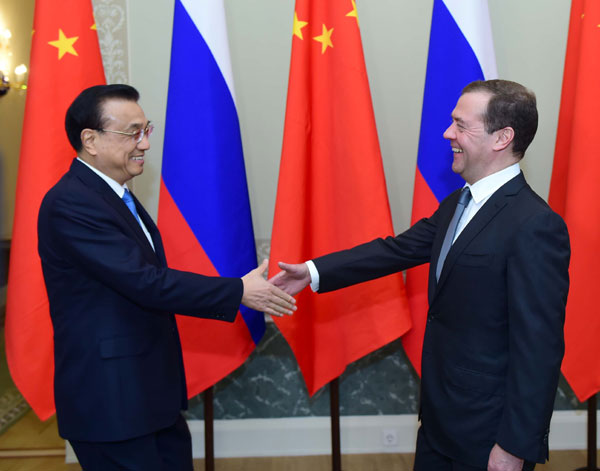 Premier Li and Russian PM co-chair regular meeting