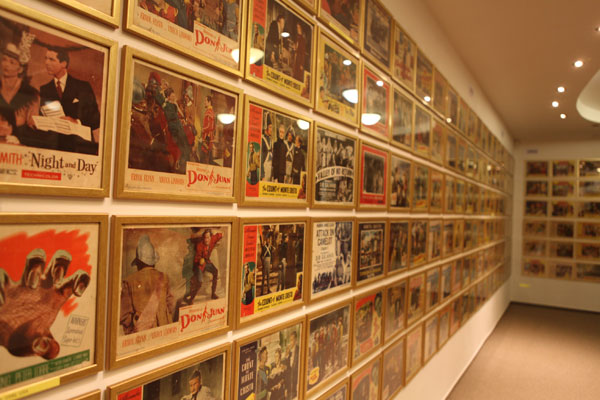 Movie poster gallery in Prague welcomes Chinese