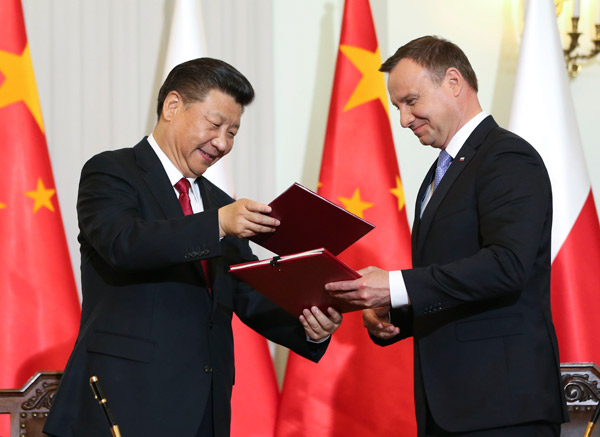 Xi urges new engine of growth with Poland