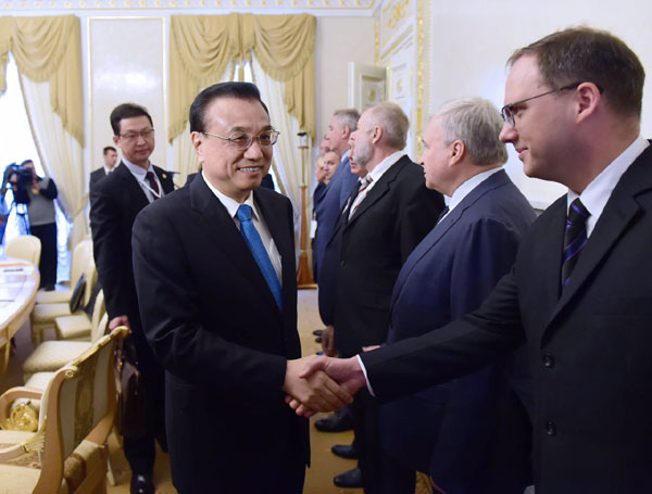 Premier Li and Russian PM co-chair regular meeting
