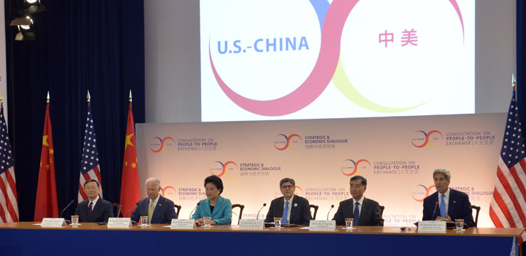 Xi points way for Sino-US ties
