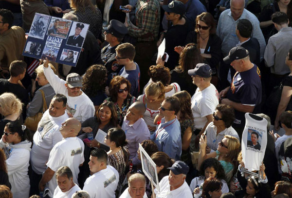 Americans mark 10th anniversary of Sept 11 attacks