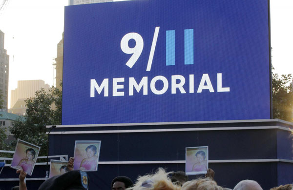 Americans mark 10th anniversary of Sept 11 attacks
