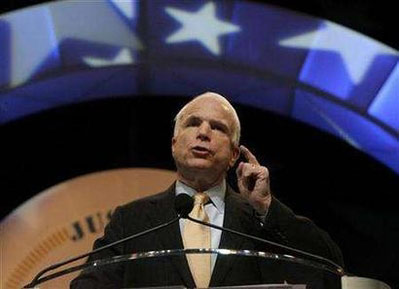 Republican presidential candidate Senator John McCain ) addresses supporters during a campaign stop at the NAACP National Convention in Cincinnati, Ohio, July 16, 2008. [Agencies]