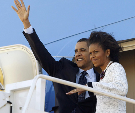 Obama leaves for European meetings