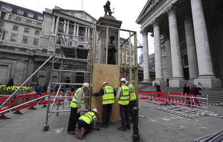 London intensifies security as leaders arrive