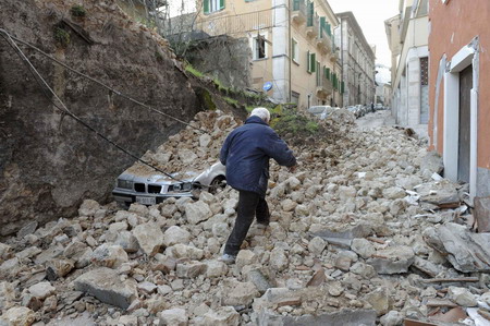 Italy earthquake death toll rises to 70