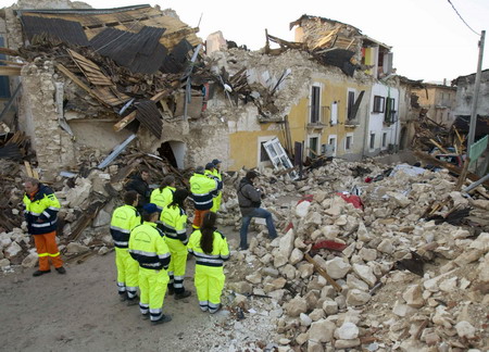 4.9-mag aftershock hits Italian quake region