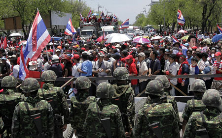 Thai protest ends peacefully