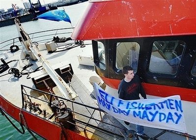 France offers 4m euros to fishermen