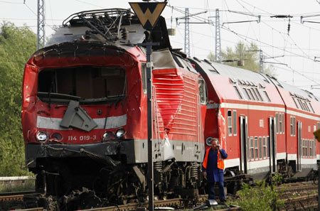 24 injured in German train crash