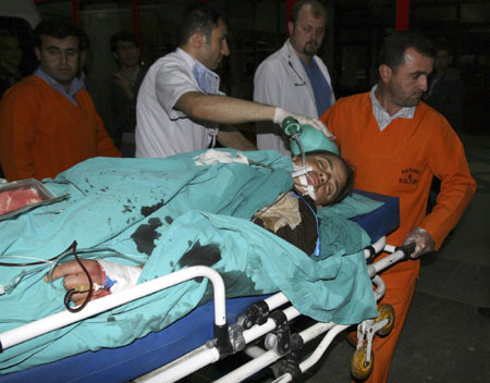 Turkish wedding attack kills 44 over blood feud