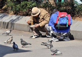 Homeless Korean dies with $100,000 in bank