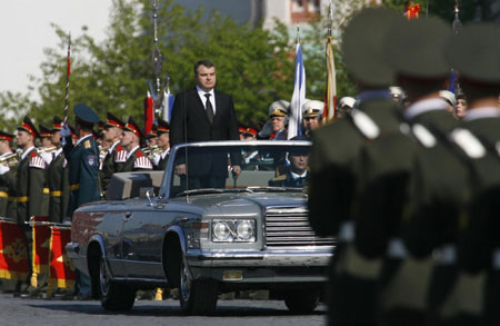 Medvedev says Russia will rebuff agression