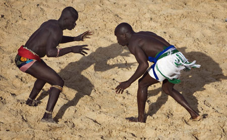 Int'l wrestling competition in Dakar