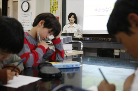 Robot takes over Tokyo classroom