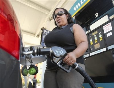Obama to unveil most aggressive auto fuel standards