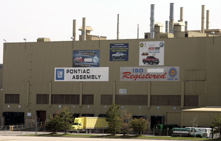 US auto unions make tentative deal with GM, Treasury
