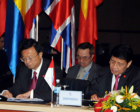9th ASEM Foreign Ministers' Meeting opens in Hanoi