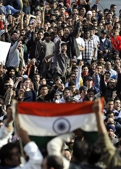 Australia plans 'hate laws' after Indian attacks