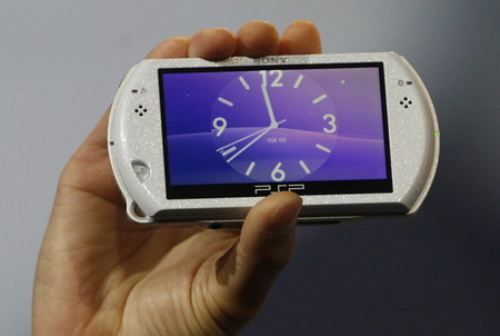 Sony unveils new PSP at E3