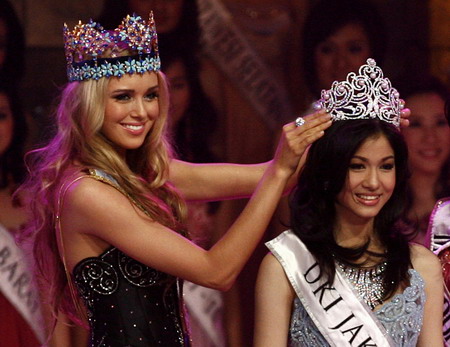Miss Indonesia comes up in Jakarta
