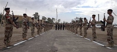 US panel finds lax oversight on wartime contracting