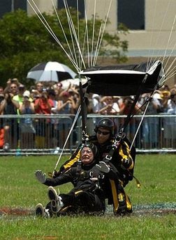 Bush celebrates 85th by skydiving over Maine