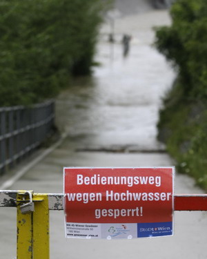 Flood hits Vienna