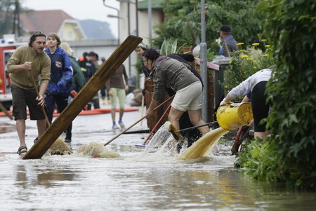 Flood hits Vienna