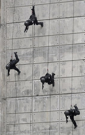 Anti-terrorist drill in Seoul