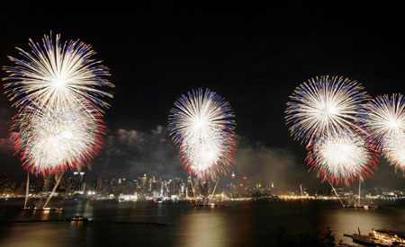 Biggest fireworks show in US celebrates Independence Day