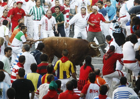 Man gored to death at Pamplona, 1st since '95