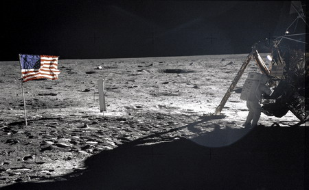 Skeptics question lunar landings