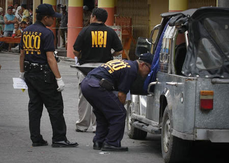 1 killed, 7 hurt in Philippine blasts