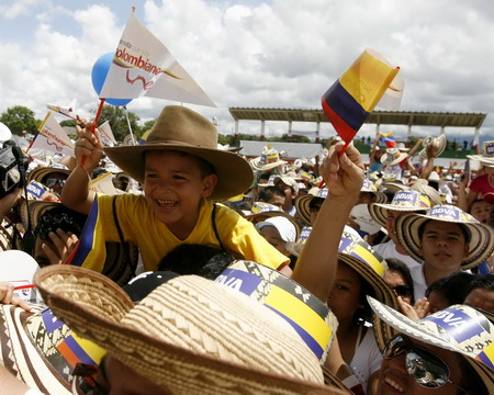 independence colombians celebrations 2009 colombia celebrate attend arauca tame province concert july part